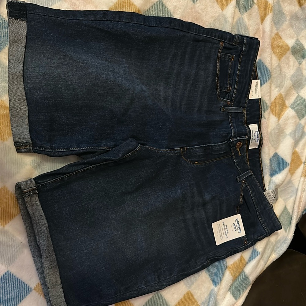 Women’s new Levi shorts
